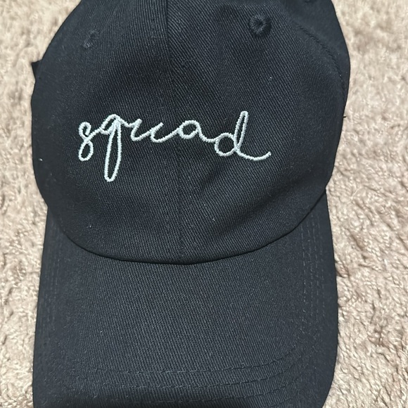 Black squad hat - Picture 2 of 4